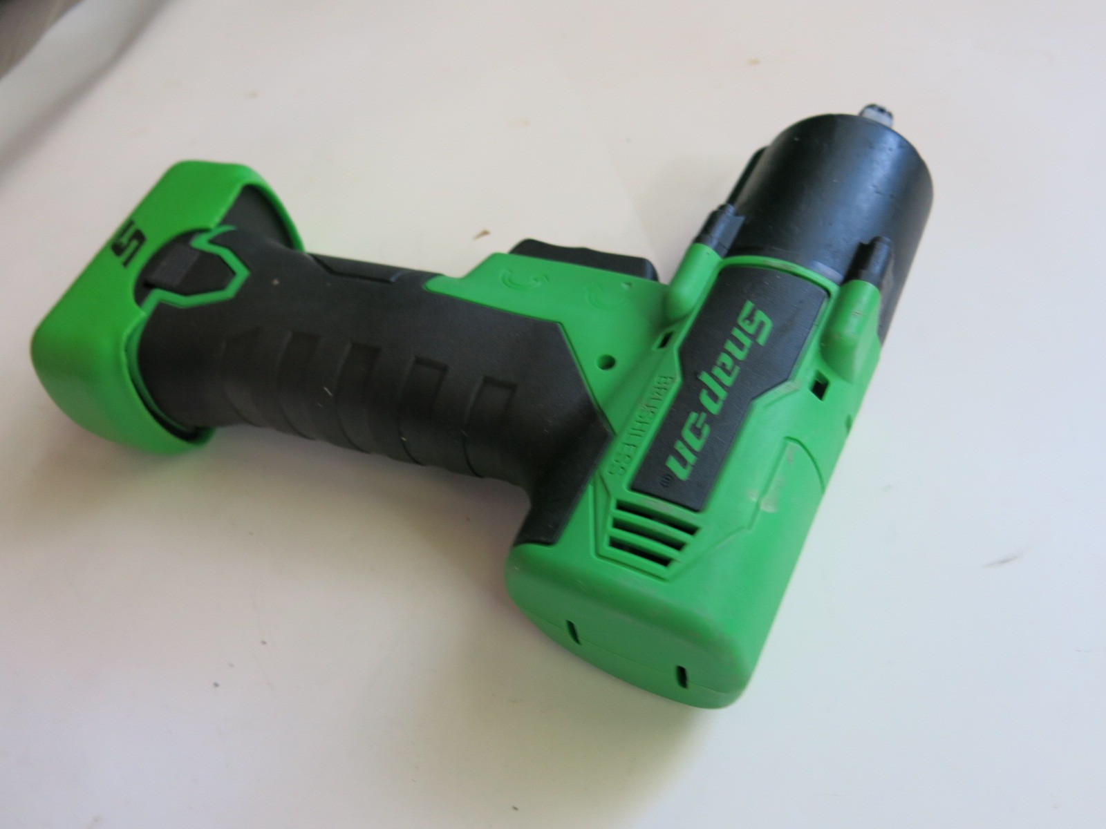 Snap-on Tools CT861 14.4v 3/8" Drill Cordless Impact Wrench Nice Rare Green