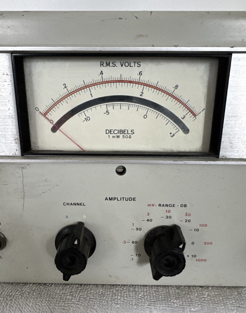 Hewlett Packard Voltmeter HP 8405A Vector With Probe No Power Cord Untested
