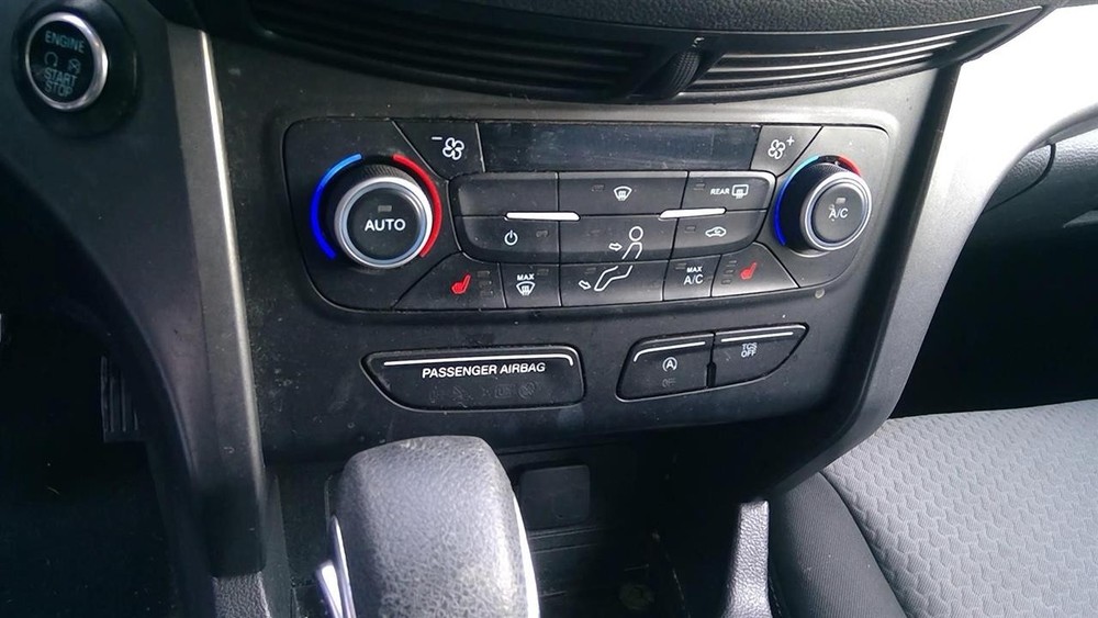 Used A/C Selector Switch fits: 2019 Ford Escape front automatic temperature cont