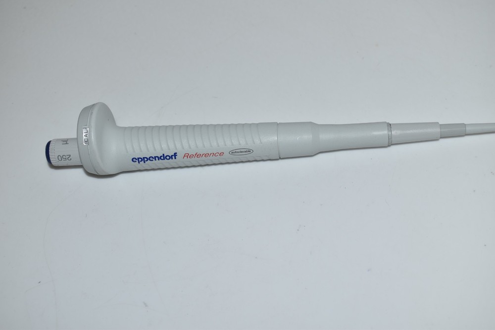 ^^ Eppendorf Reference 250 ul Pipette(RRA37)
