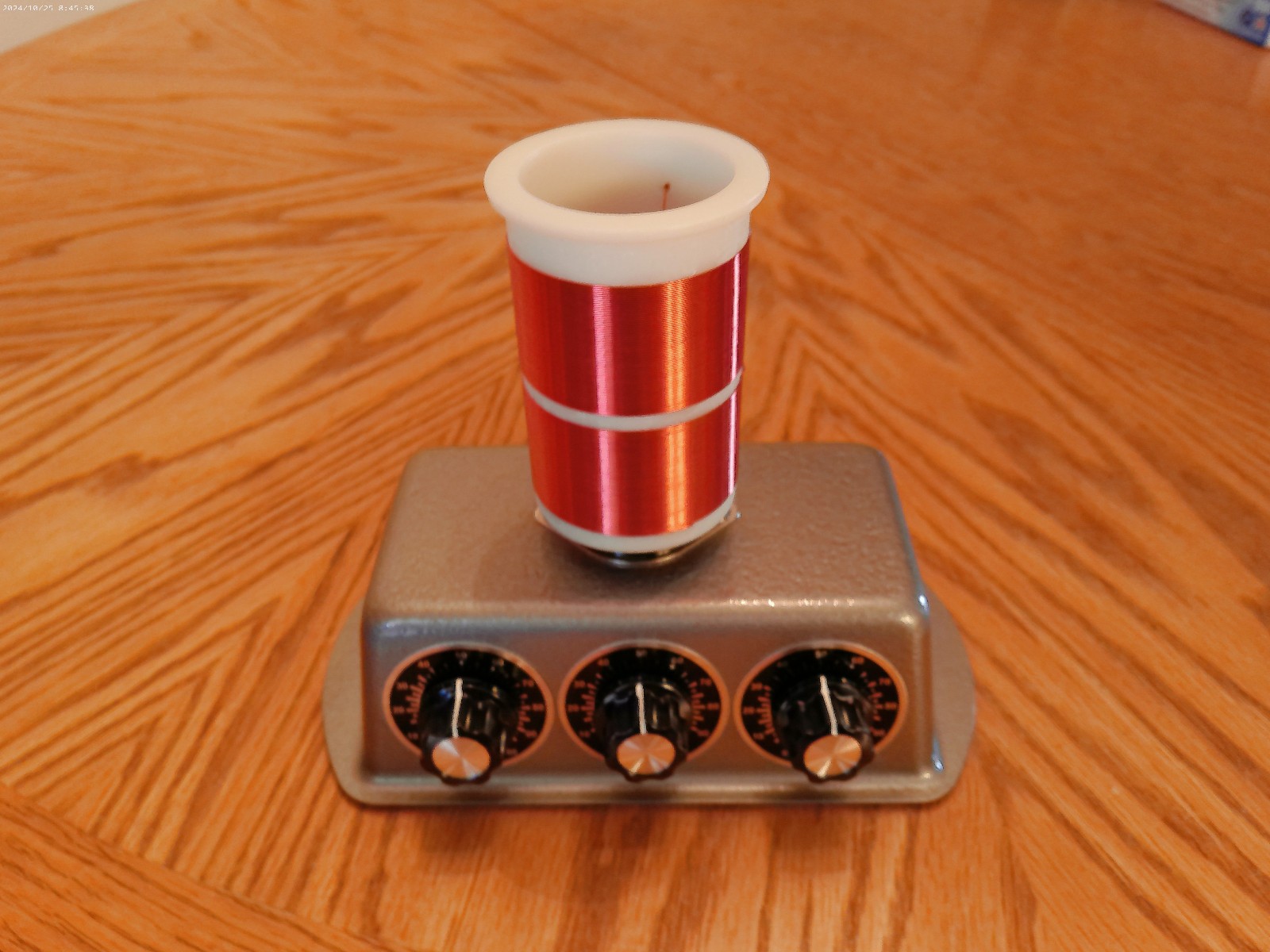 AM CRYSTAL RADIO AM BDCST. RECEIVER WITH TUNABLE TRAP FOR BCI