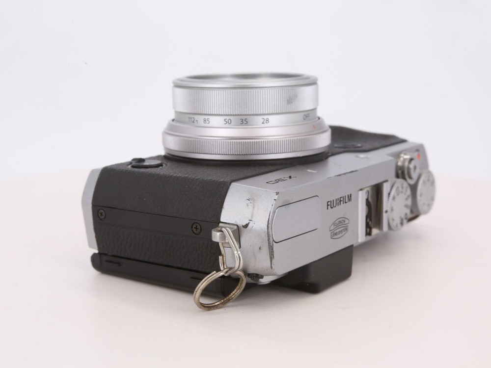 [Good, Fast Shipping] Fujifilm X30 Camera
