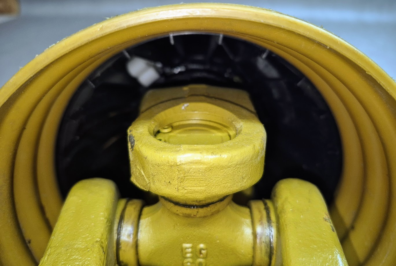 Walterscheid PTO Half Shaft Category 4 - 1 3/8 6-Spline Tractor End 24"