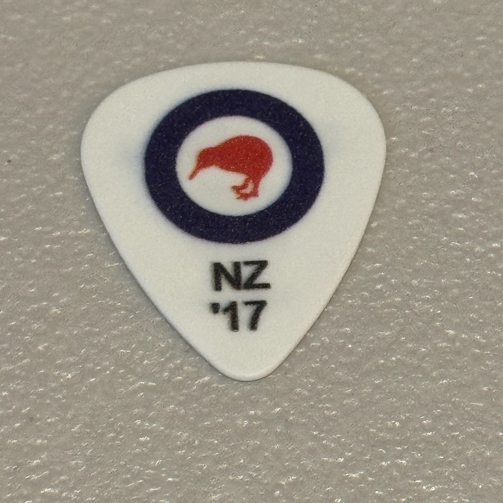 ACE FREHLEY BAND RICHIE SCARLET GUITAR PICK 2017 NEW ZEALAND TOUR PLECTRUM KISS