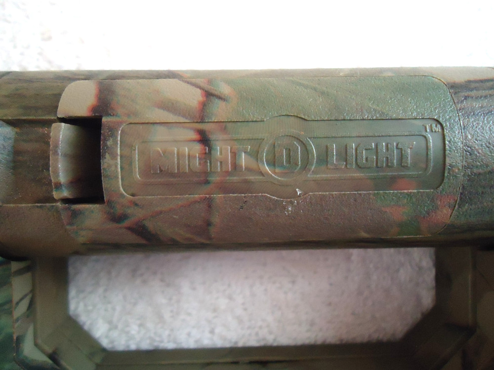 Might D Light Camo Multi Use Light Magnetic Back " Free Shipping "