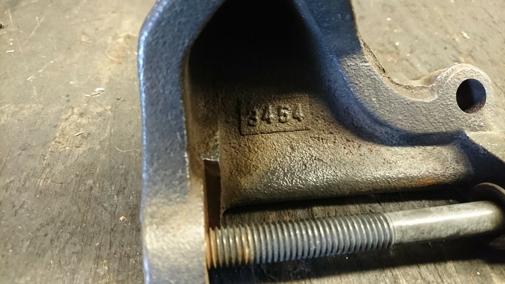 holder Ford Mustang 2,3l E47E