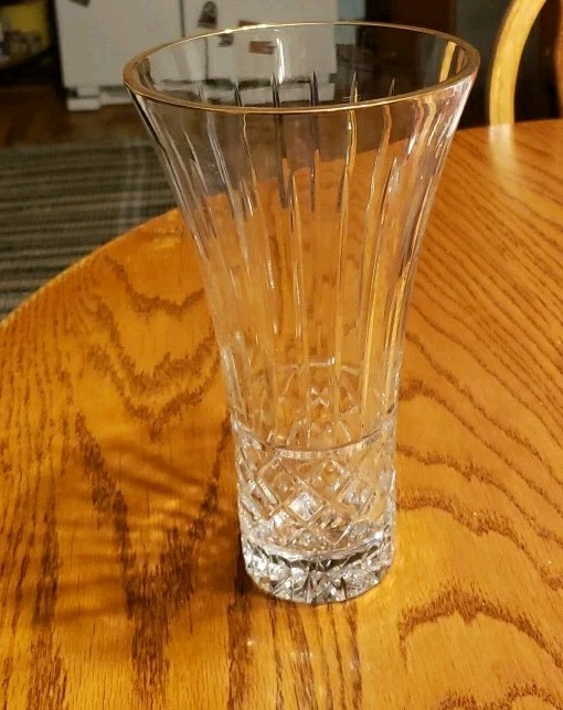 Samodor Crystal Vase 9" Tall 5.5 " Diameter
