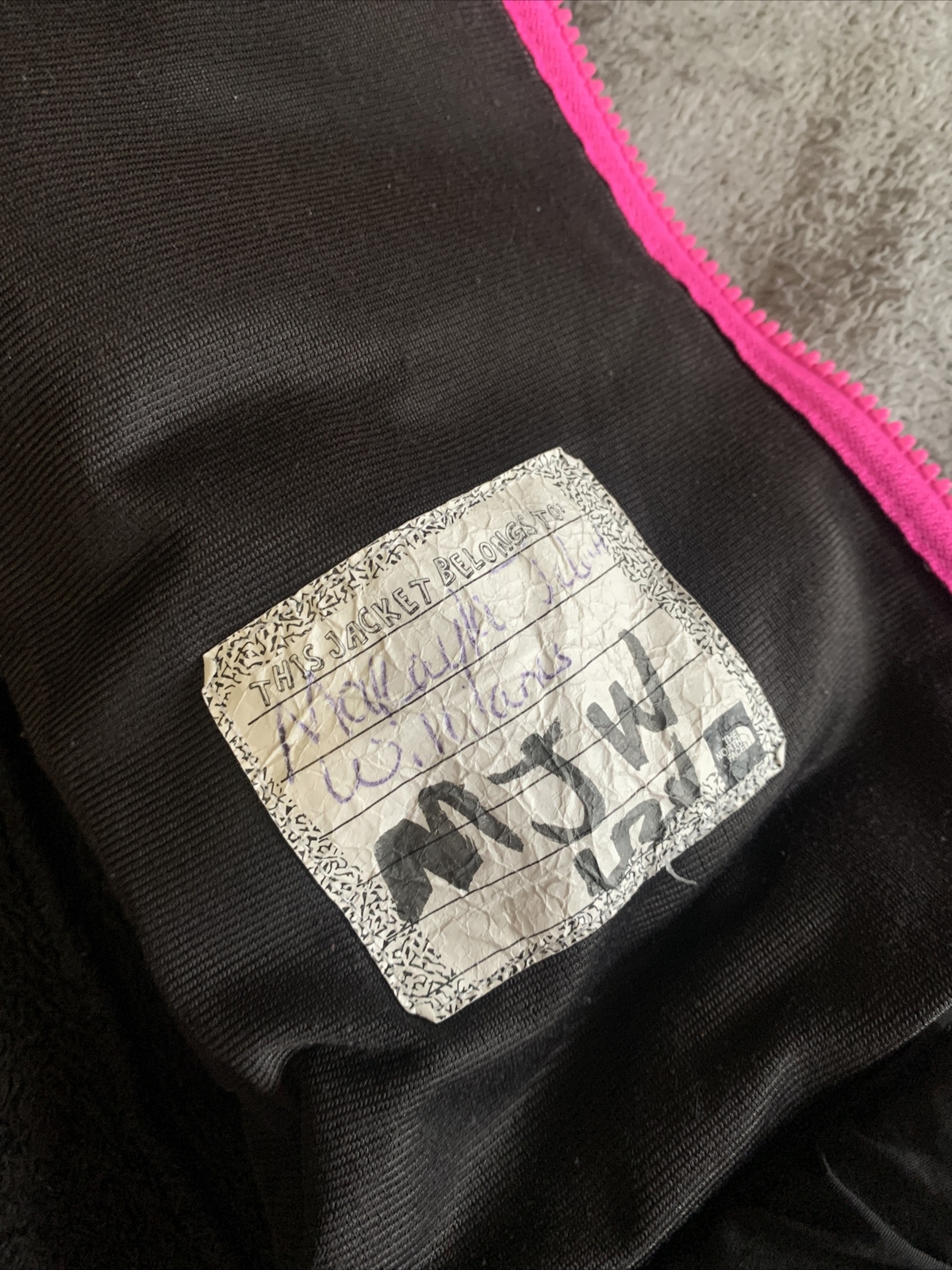 The North Face Girls XL (18) Jacket Fuzzy Black/Pink