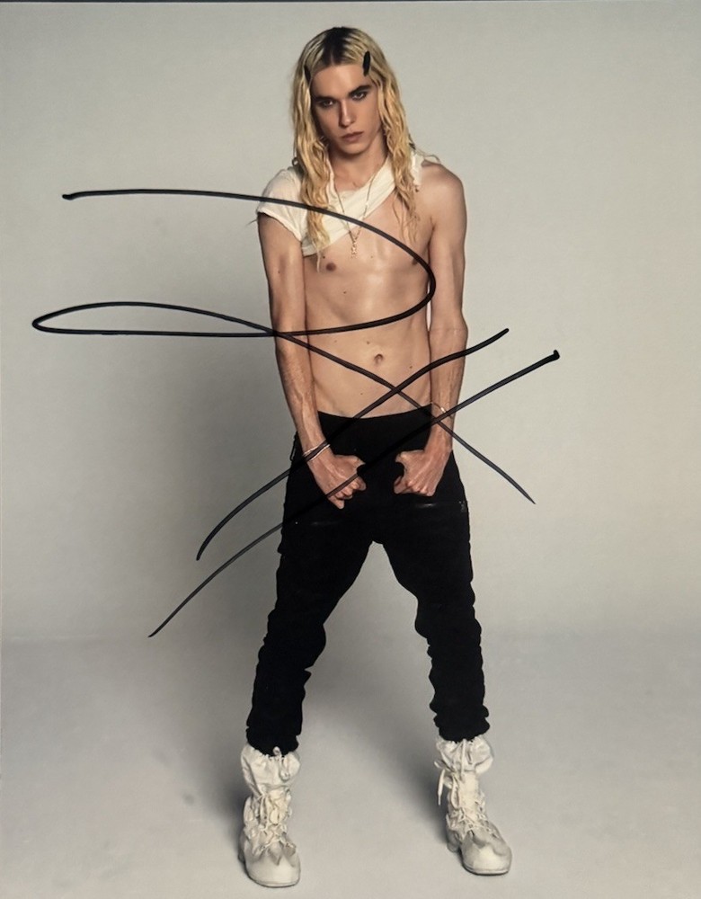 2HOLLIS SIGNED 8x10 PHOTO RAPPER AUTOGRAPH AUTHENTIC HOLLIS FRAZIER COA