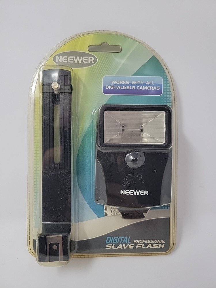 Neewer Digital Professional Slave Flash - With Mounting Bracket - New Sealed