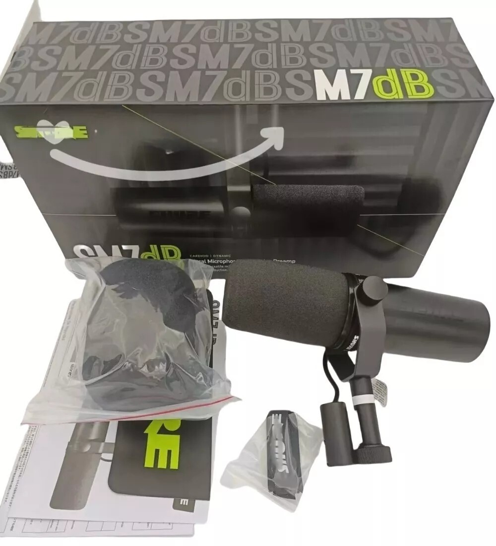 Shure SM7dB Dynamic Microphone Built In Preamp Streaming Podcast Recording NEW