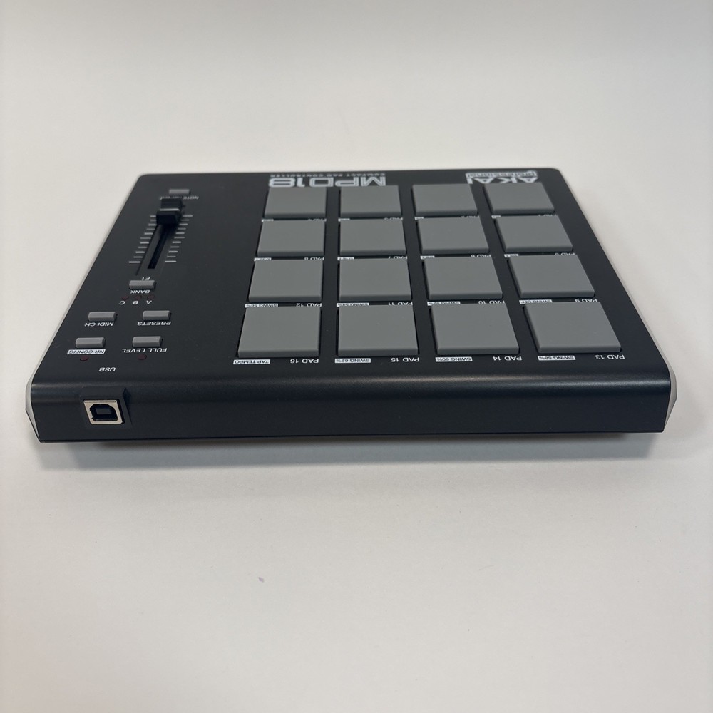 AKAI Professional MPD18 Compact USB MIDI Pad Controller - No Cords