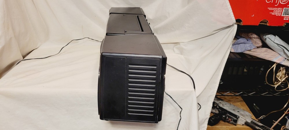 sanyo M9721 boombox FULLY FUNCTIONAL