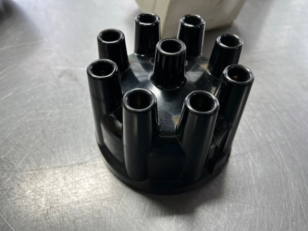 877313R92 OEM International Navistar DISTRIBUTOR CAP