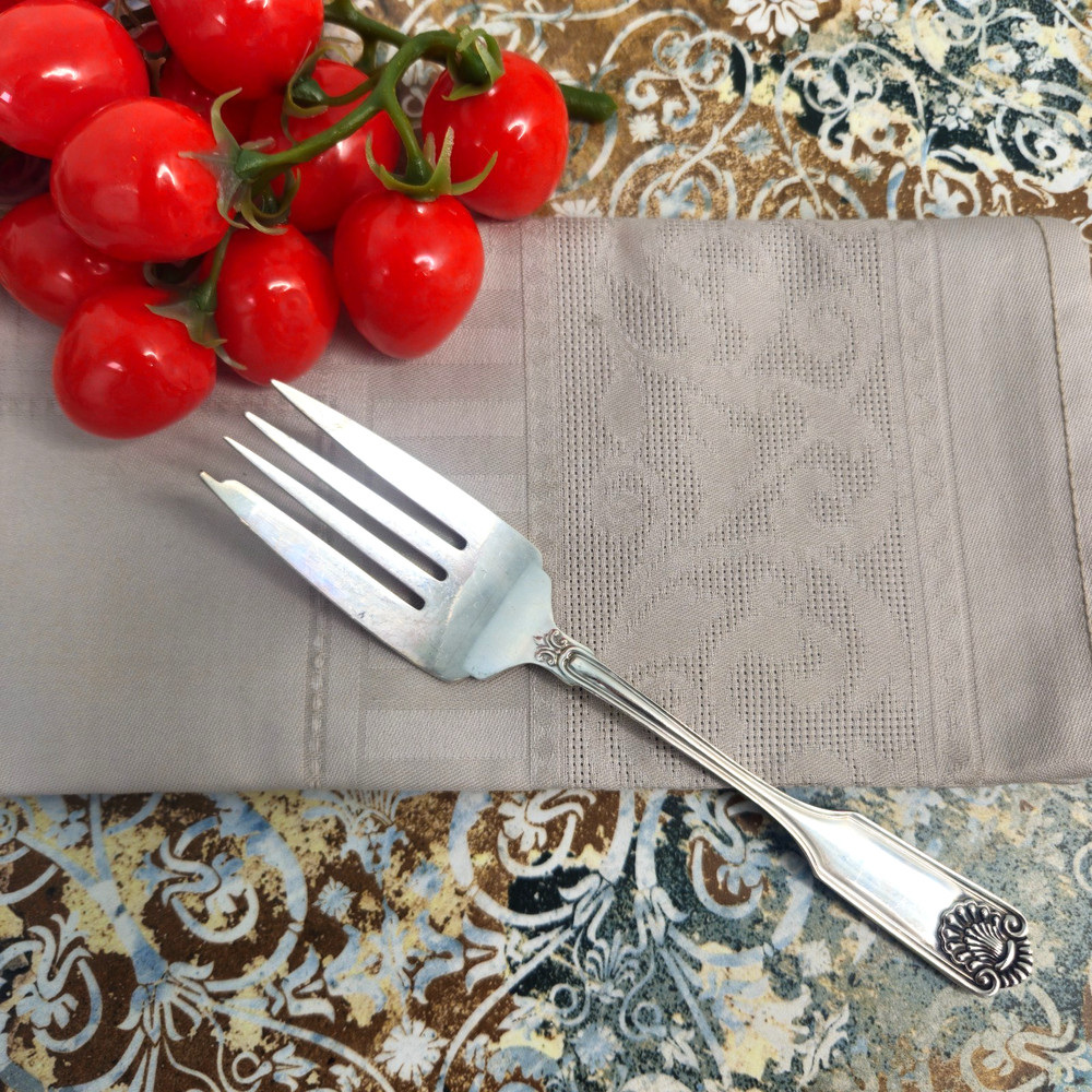 Frank Smith Fiddle Shell Auden Cold Meat Fork 7 ½" Cutlery Silverware