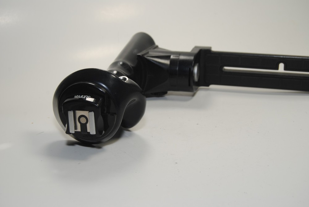 Sunpak Pistol Grip Camera Flash Bracket with Hot Shoe