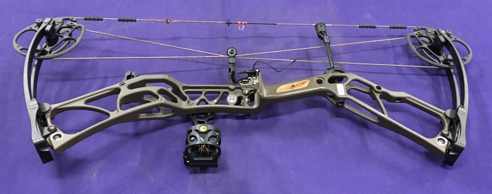 Elite Archery Ritual 30 Compound Bow Bundle w/ Plano Pillarlock Hardcase