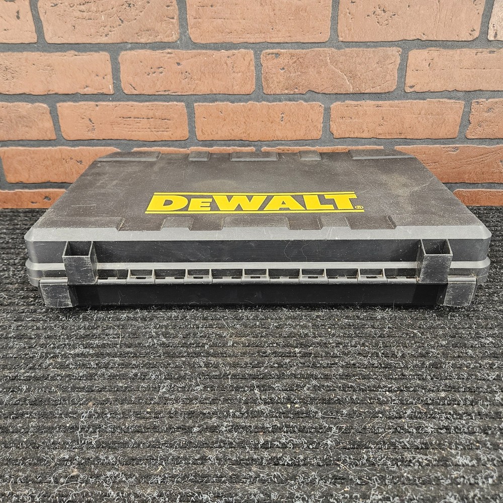***EMPTY CASE*** Dewalt DC385, DW938, DCS380, DCS381........CASE ONLY-***USED***