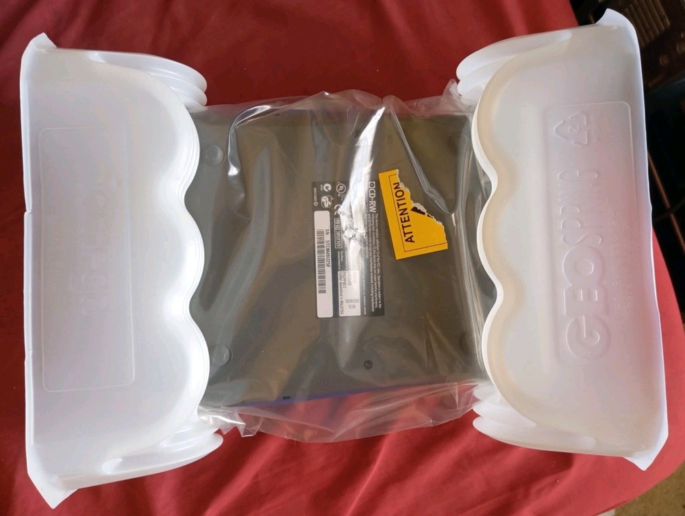 IOMEGA ZIPCD USB ZIP CD 650 DRIVE