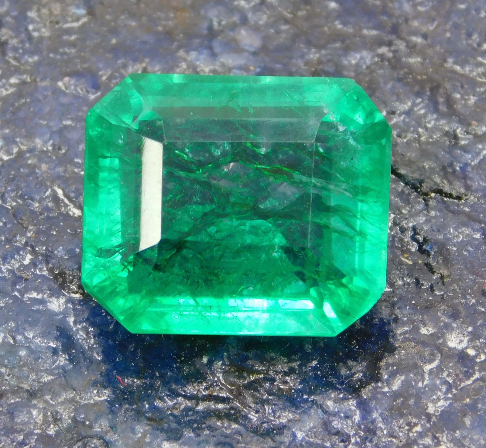Certified Natural Colombian Green Emerald 14.05 Ct Emerald Cut Loose Gemstone