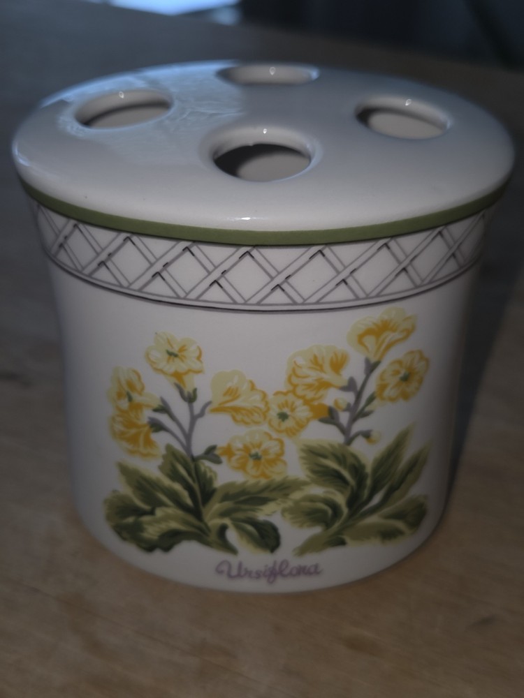 Botanic Garden Earthenware Toothbrush Holder