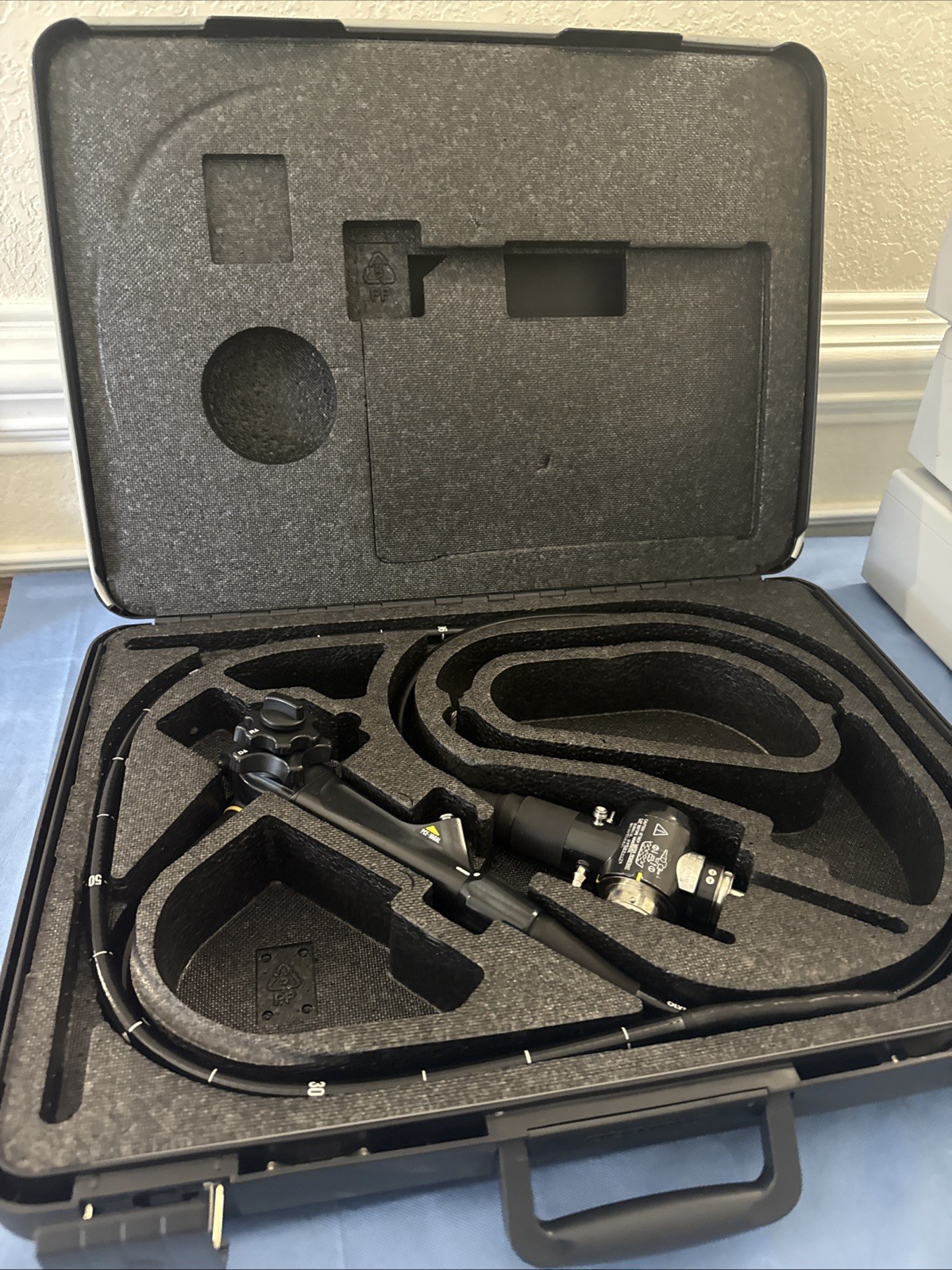 Olympus EVIS EXERA Colonoscope PCF-160AL Video Endoscope With Case