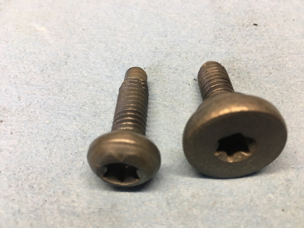 94 - 01 Dodge Tailgate Cable strap torx end Mounting Shoulder Bolt & Latch bolt