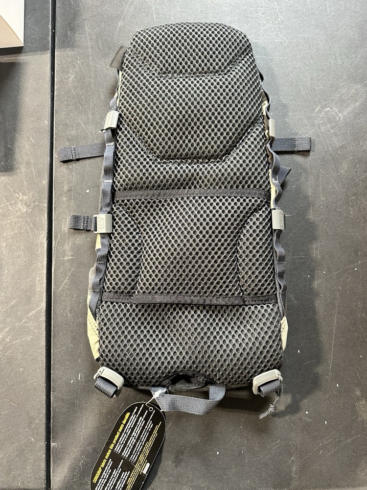 KUIU PRO G3 Hydration Rig