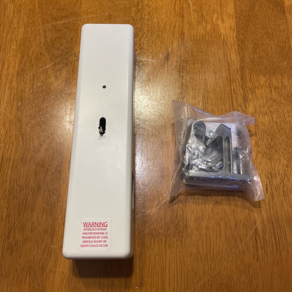 EMI Porta Elevator RIGHT Hand RH Interlock EMDL02P DC NEW