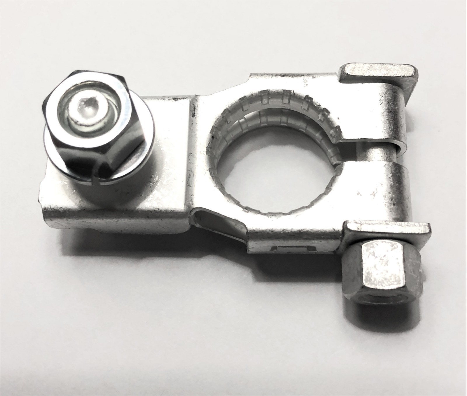 NEW GENUINE OEM 90982-05061 POSITIVE Battery Terminal w NUT for Camry Rav4 etc