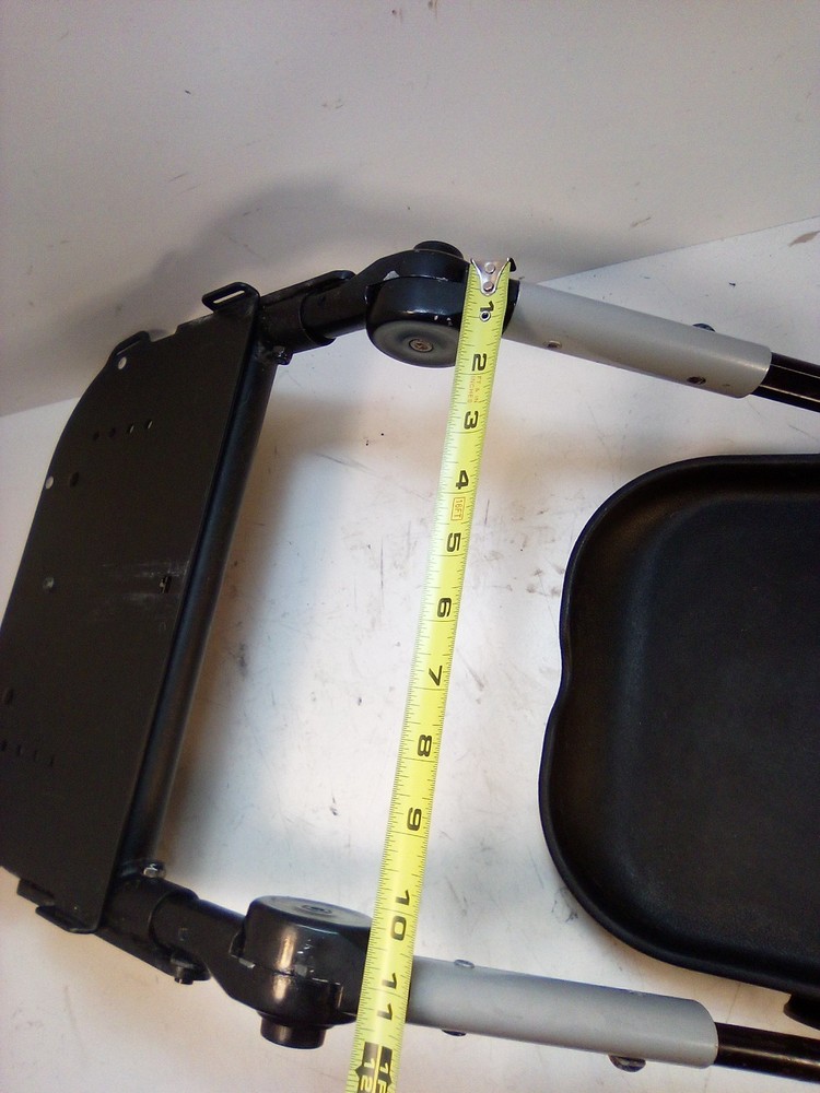 Leggero Trak Stroller Footrest with Seat Pan. Elevating angle Adjustable M30