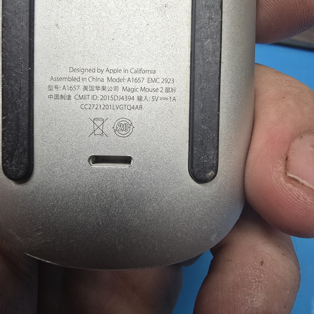 Apple Magic Mouse 2 Wireless Mouse - White (A1657)