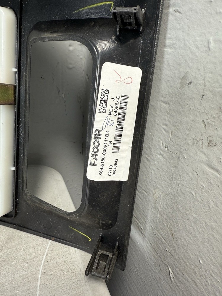 2019 Peterbilt 579 Paccar Switch Dash Panel S64-6180-0009111 *1955*