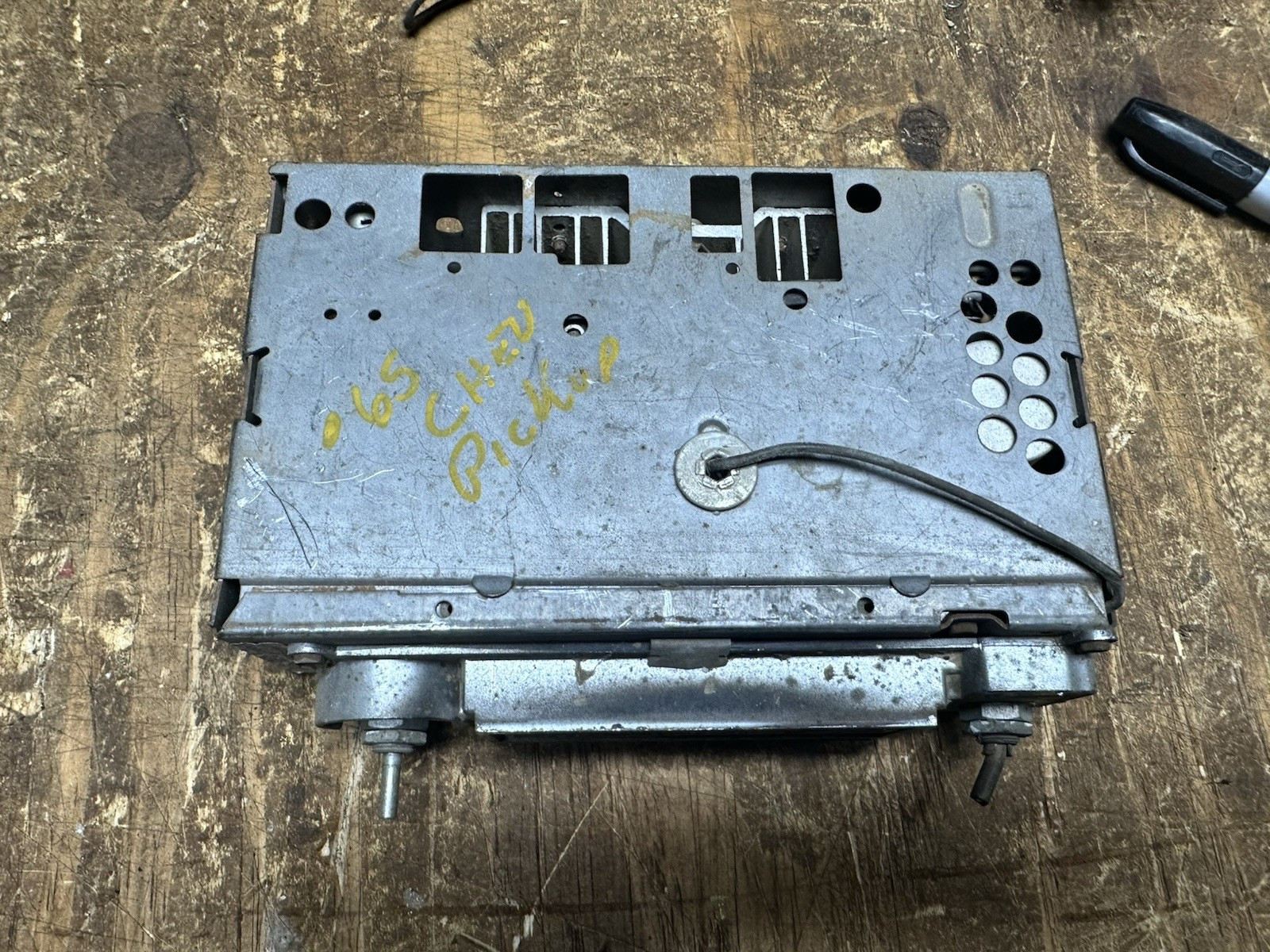 64 65 66 1964 1965 1966 CHEVY / GMC TRUCK RADIO