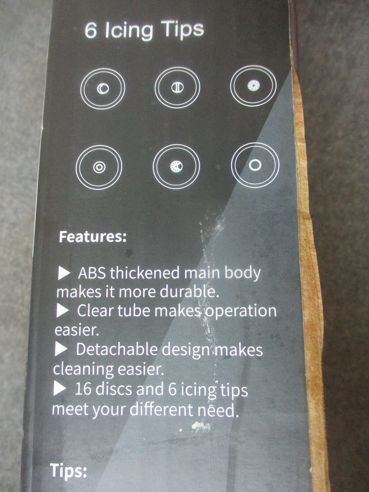 Cookie Press with Icing Tips and Cookie Discs
