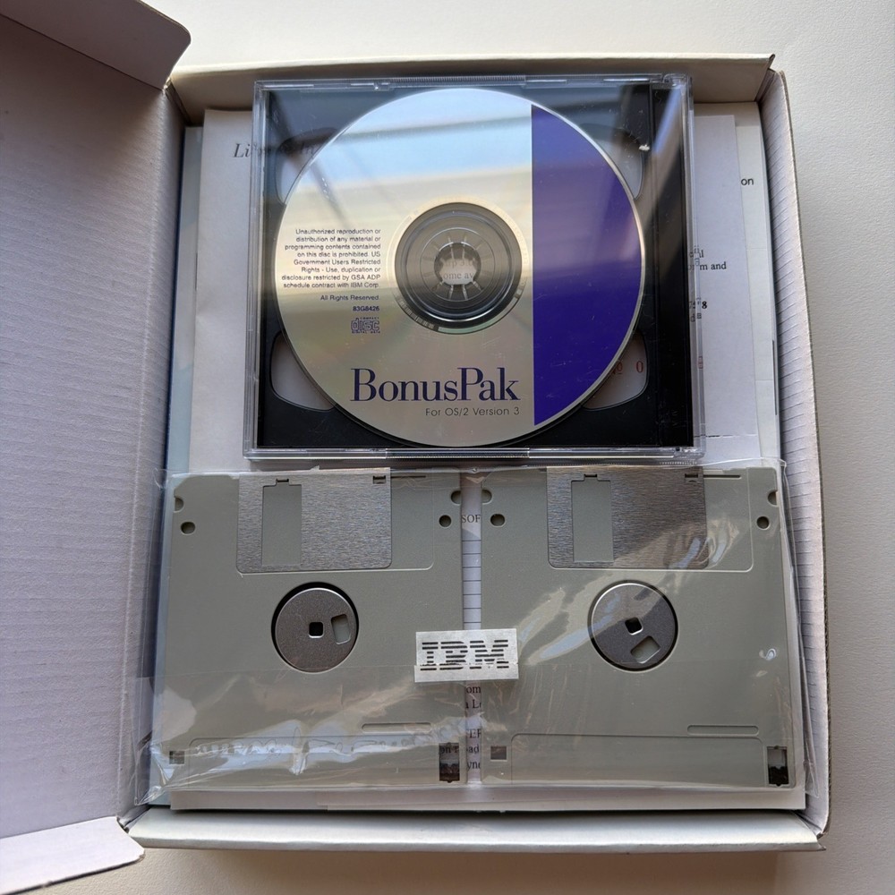 Vintage IBM Software OS/2 Warp Version 3 Disc & Diskettes CD-ROM W/Guide Used?