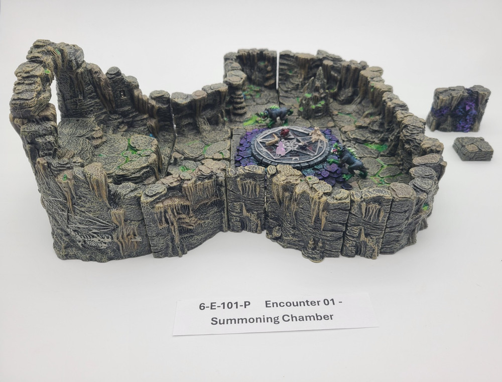 Dwarven Forge Caverns Deep Encounter 1: Summoning Chamber (Painted) VG+/Mint