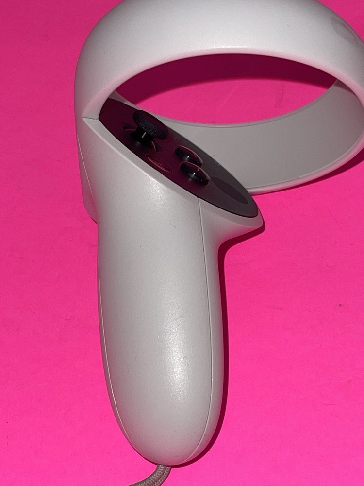 Meta Oculus Quest 2 Controllers Pair - Good Condition