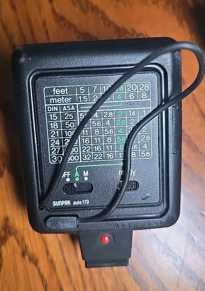 Sunpak Auto 170 Flash Untested