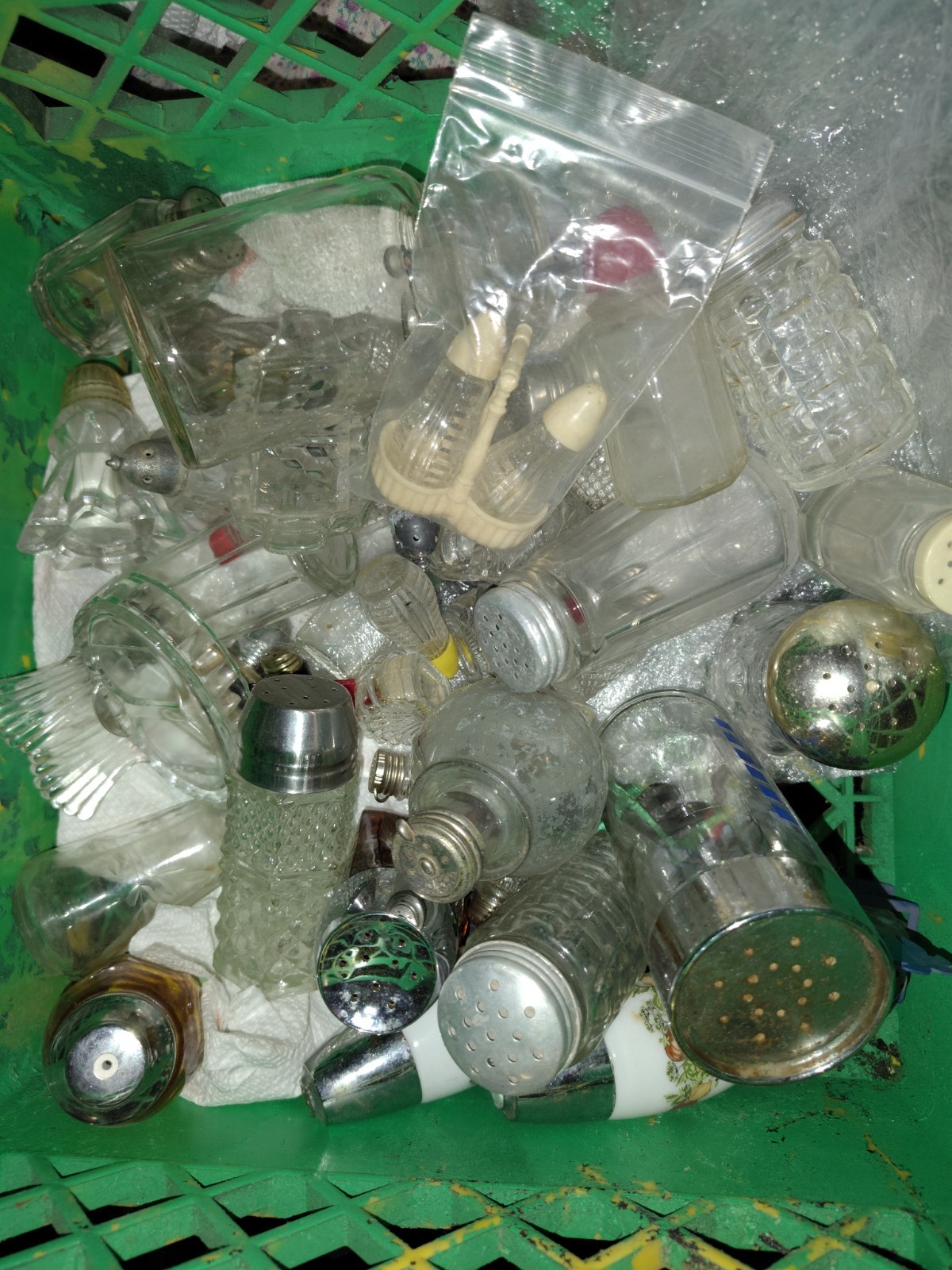 Salt And Pepper Shaker Mystery Boxes. All Unique And Vintage. 4 Sets Per Box!