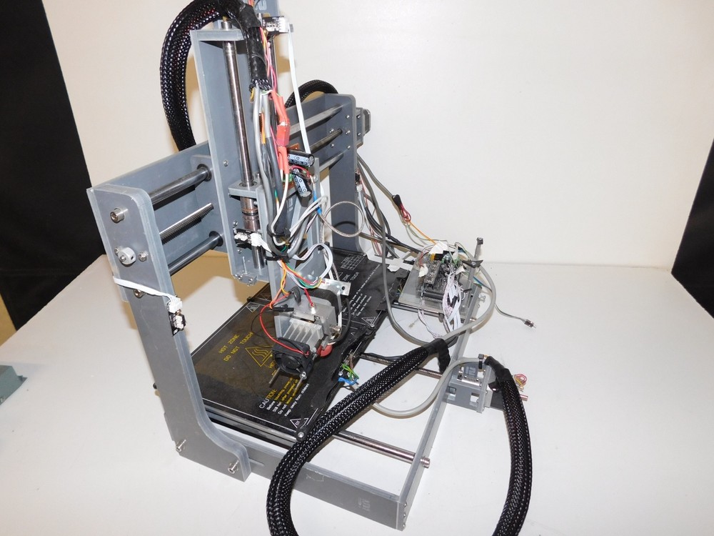 SAINSMART CNC ROUTER (QPR93)