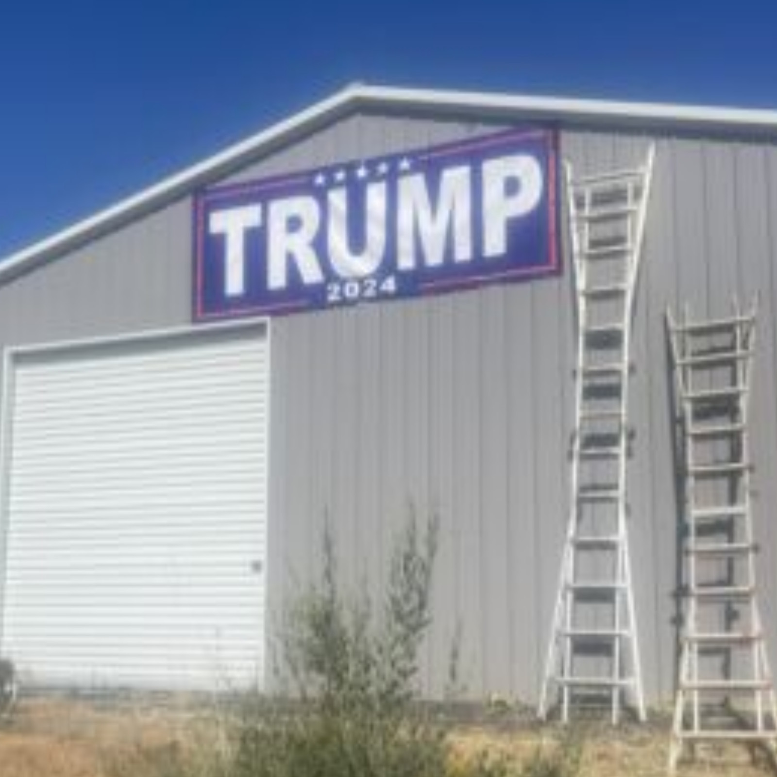 TRUMP 2028 - HUGE & VERY LARGE -RED Banners - Reinforced Vinyl -USA MADE QUALITY