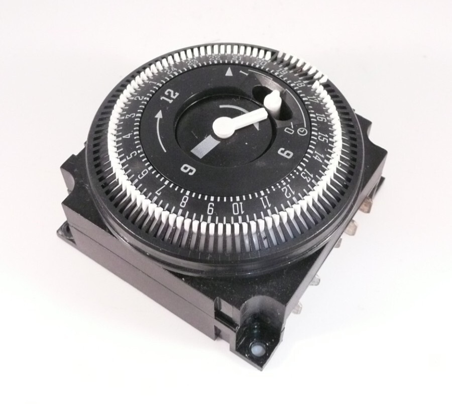 Watts / Grundfos Line Voltage Mechanical Circulation Pump Timer