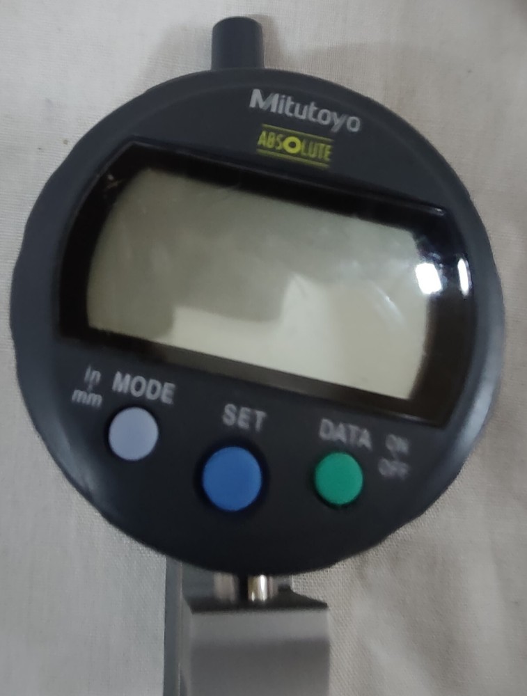Mitutoyo 543-401B Digimatic Indicator ID-C, With SPC Data Output, Flat