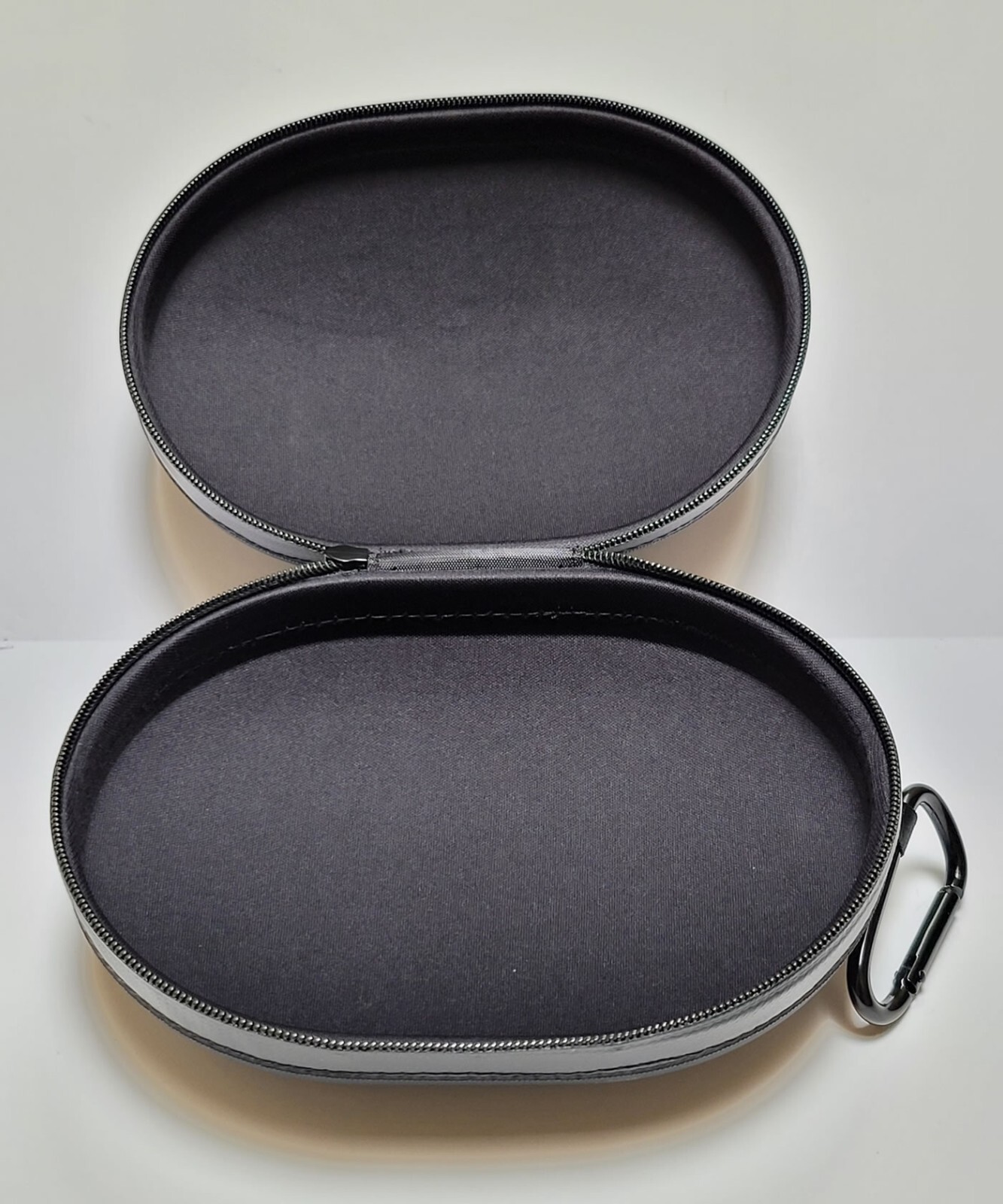 BEATS STUDIO-3 Headphones BLACK Hard Case. Compatible STUDIO Pro/2, SOLO Series