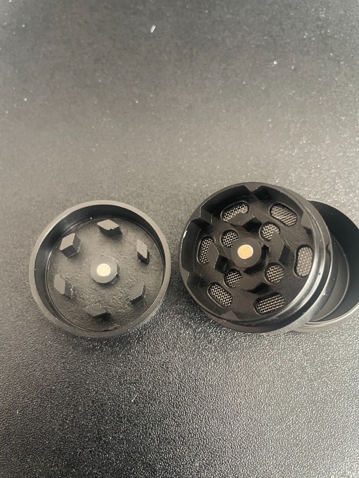 NEW Mini Grinder Crusher Tobacco Herb Spice Metal Alloy Portable 3 Chamber Roll