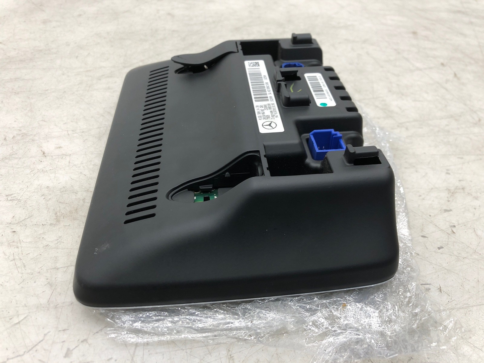 2016-2019 MERCEDES GLS 450 W166 FRONT DASH NAVI RADIO DISPLAY SCREEN 1669001420