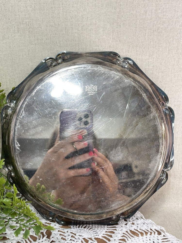 Vintage Oneida Silverplate Serving Dish Acorn Trim 9 Inch