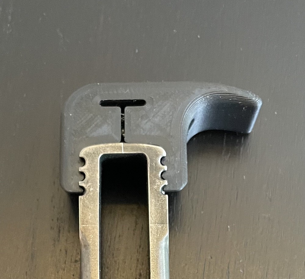 Smith & Wesson Model 22A & 22S Slide Racker, Charger for Left-Hand Pull