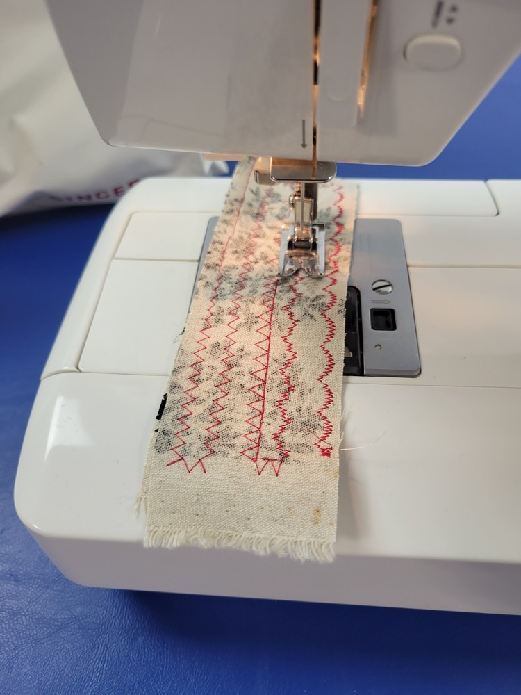 Nice Singer 7380 Quantum Quilter Sewing Machine SERVICED!